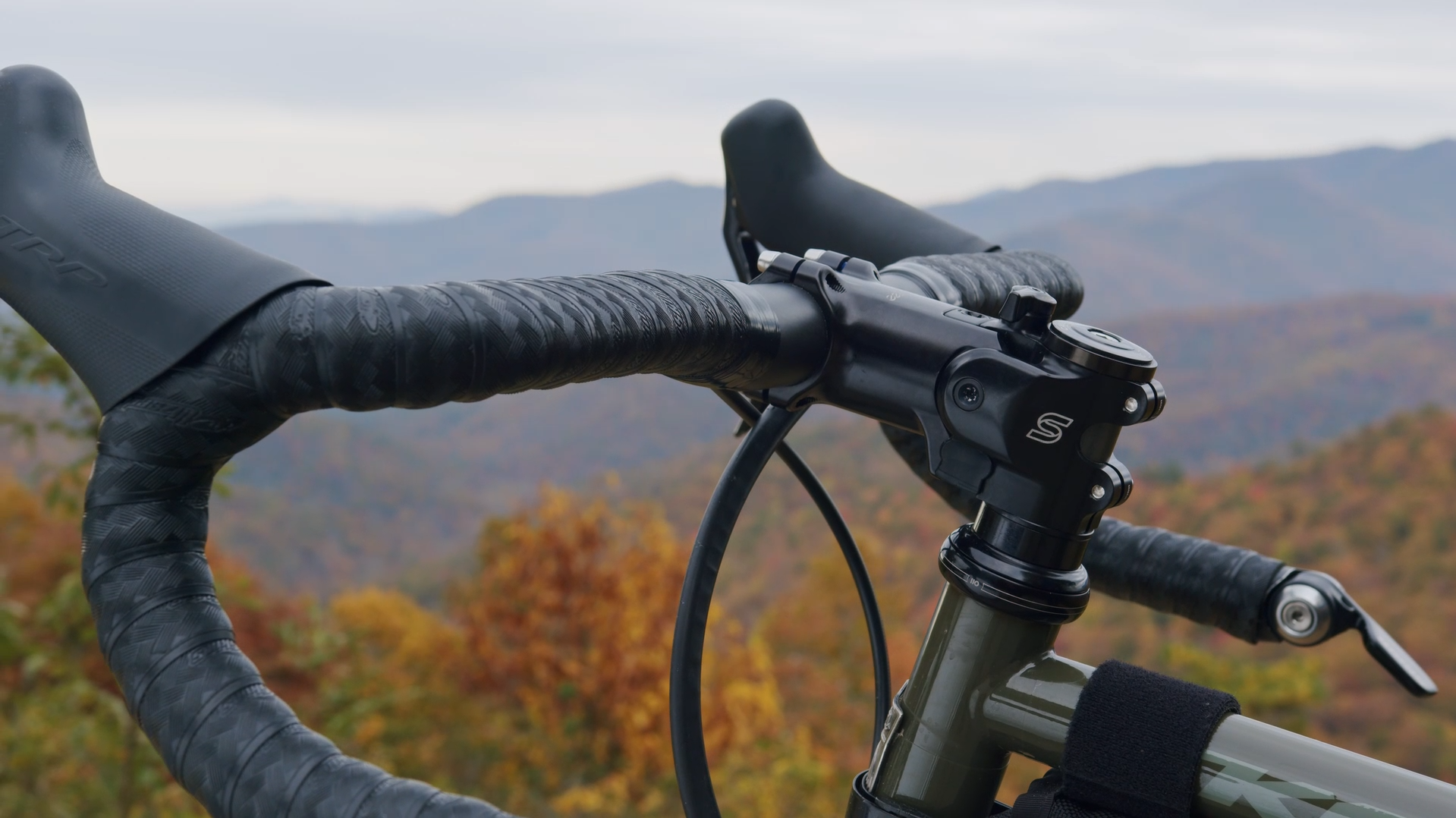 eeSilk Stem On Bike