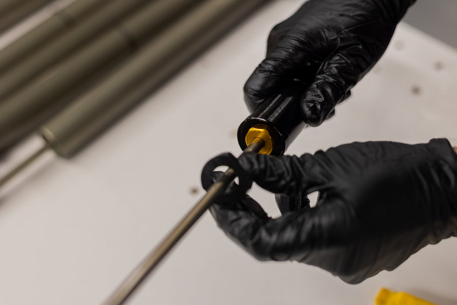 Retaining puck removal