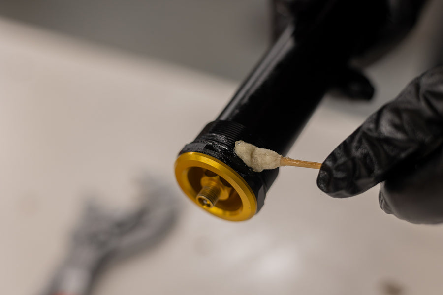 Greasing air cartridge o-ring